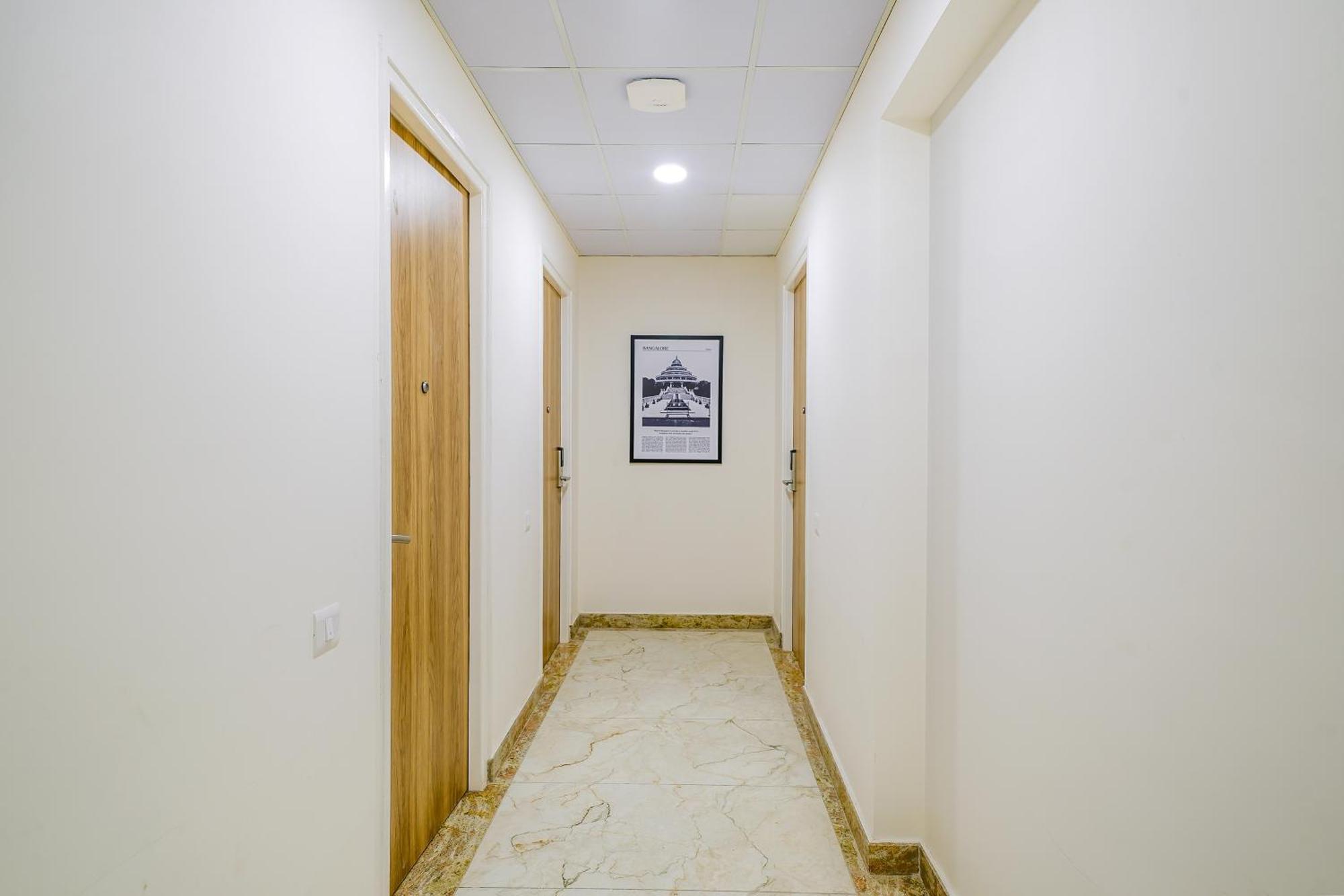 Wandr Hotel- Near Mg Road Bangalore Exterior photo